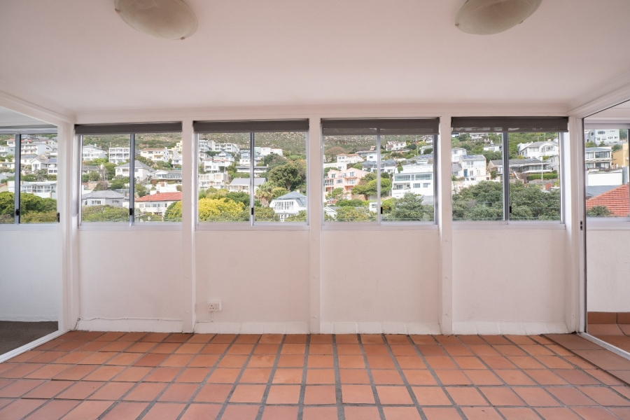 To Let 2 Bedroom Property for Rent in Fish Hoek Western Cape